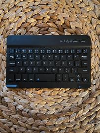 Tastiera bluetooth