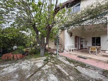 Rif.D06156| rustico siracusa