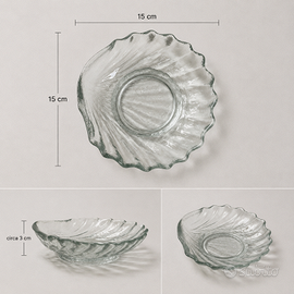 ciotole in vetro a forma di conchiglia
