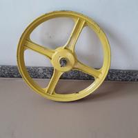Cerchio in lega Piaggio a 4 razze da 16"