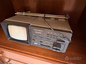 TV VINTAGE GRUNDIG TRIUMPH 580 TRC ANNI 80