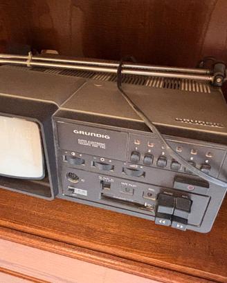 TV VINTAGE GRUNDIG TRIUMPH 580 TRC ANNI 80