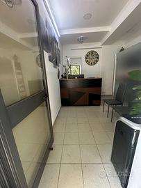 Postazione lavoro completa in studio legal