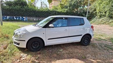 Automobile Skoda Fabia, 1.2lt htp, Dicembre 2008