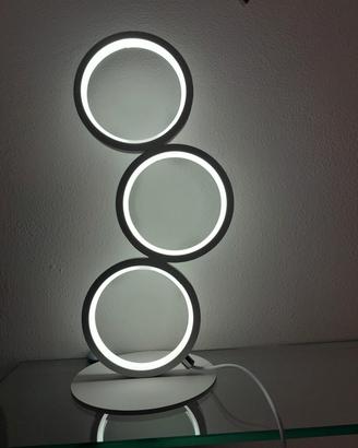 lampada da appoggio 