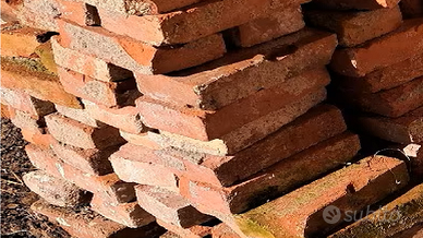 mattoni antichi pieni