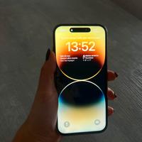 Iphone 14 pro ricondizionato come nuovo +accessori