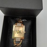OROLOGIO COLORE ORO FONDO ORO TVK