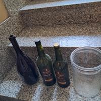 Bottiglie di vari tipi