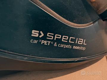 Aspirapolvere potente Severin con filo e accessori