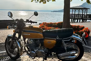Honda four 750