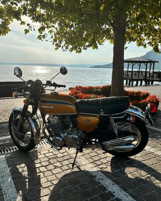 Honda four 750