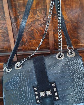 Borsa in pelle nera 