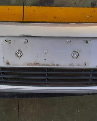 FORD FOCUS STATION WAGON 2004 - PARAURTI ANTERIORE