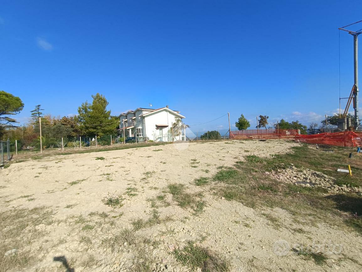 TER. RESIDENZIALE A CORIANO - Vista 3