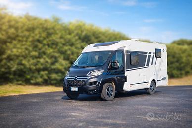 Carado V337 Pro - semi integrale - Pannello solare