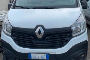 RENAULT TRAFIC 7 posti
