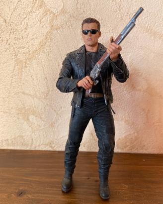 Action figure TERMINATOR 2  JUDGMENT DAY T-800