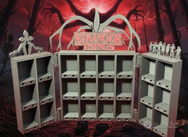 Espositore FunkoPop KinderJoy Stranger Things