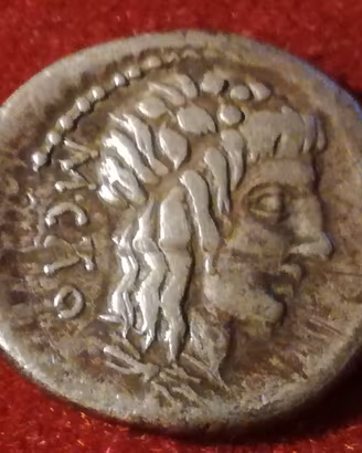 Moneta ROMANA epoca 47÷46 a.C. - Moneta ROMANA