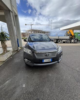 Toyota rav4 2011 4x4