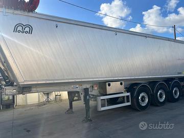 Semirimorchio MENCI pari al nuovo 2020