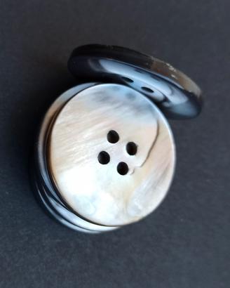 5 bottoni Tahiti madreperla vintage 30 mm anni 60