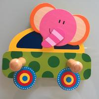 Appendiabiti cameretta