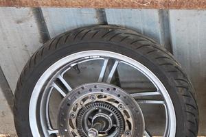 Cerchio e gomma anteriore completo honda sh 300 