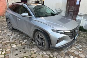 Hyundai Tucson Pulg in 4wd, exellence, lounge pack