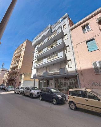 Grande Locale Commerciale