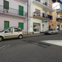 NEGOZIO A POLICORO