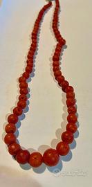Antica collana girocollo corallo