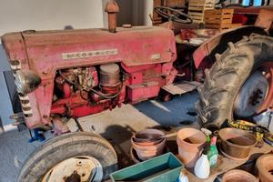 TRATTORE USATO D'EPOCA MC CORMICK 40 CAVALLI