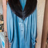 Cappotto in Pelle Blu con Collo in Pelliccia