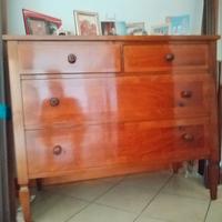 Cassettiera fatta a mano da falegname