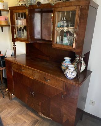 Credenza