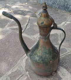 Bricco versatoio vecchio