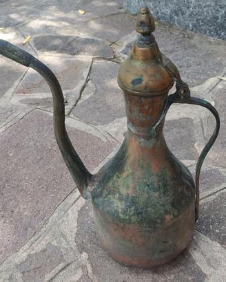 Bricco versatoio vecchio