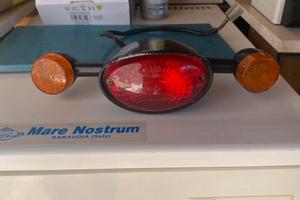 Fanale e frecce posteriori scarabeo 50