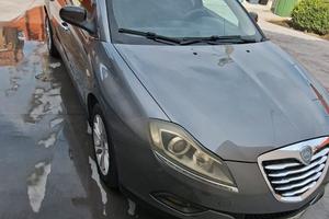 Lancia Delta 1.6 120 cv