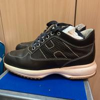 Hogan in pelle blu misura 34
