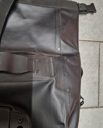 borsa laterale unit garage bmw rnine