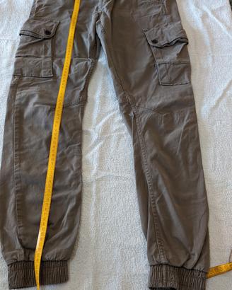 Pantaloni uomo tasche laterali marroncino 