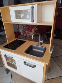 cucina gioco con accessori 