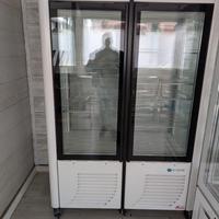 Vetrina per bibite e vini