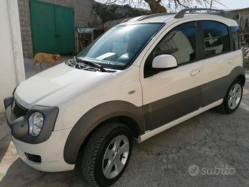 Fiat Panda cross 4x4 1.3 multijet anno 2011