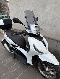 Beverly 300 hpe