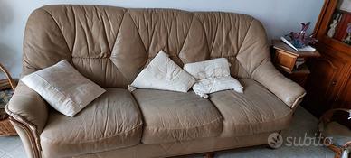 Divano letto in pelle