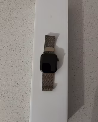 Apple Watch serie 10  ORO Gps+Cellular Nuovo!!